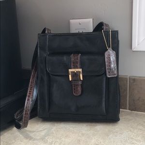 Carryland USA leather handbag